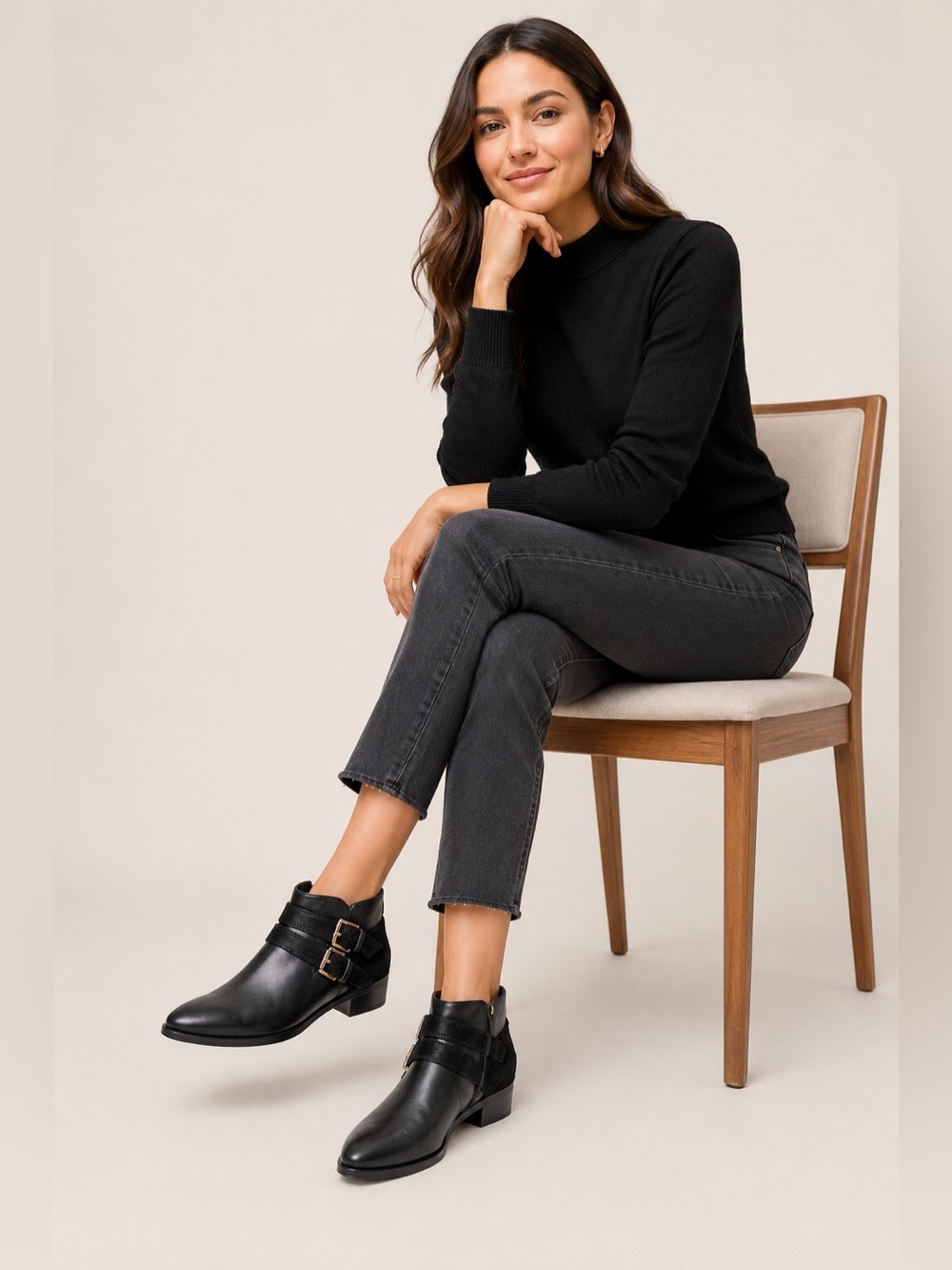 Womens Kurt Geiger Black full leather double strap buckle ankle boots. EU 39